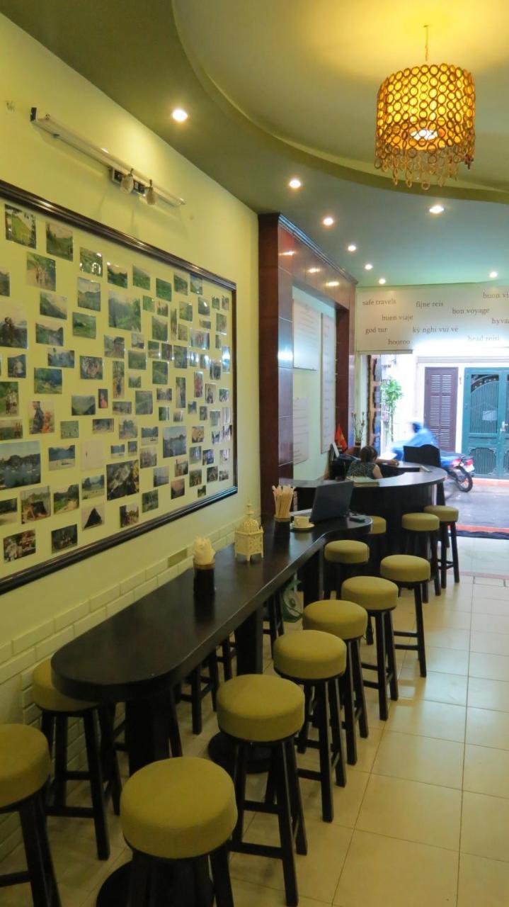 Hanoi Massive Hostel Exterior photo